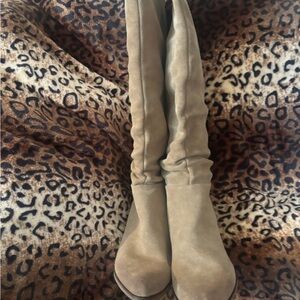 Crown Vintage Suede Tan Boots